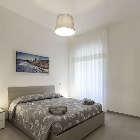 Neapolis Holiday Syracuse